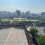 Apartemen Louis Keinne Dg View Simpang Lima