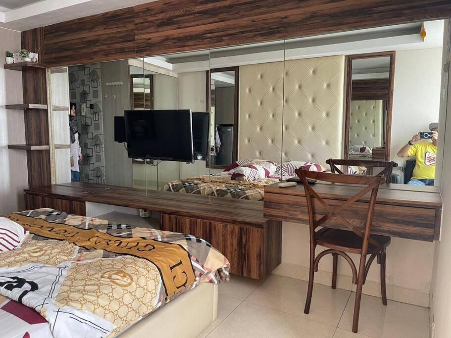 Louis Keinne Dg View Simpang Lima Semarang